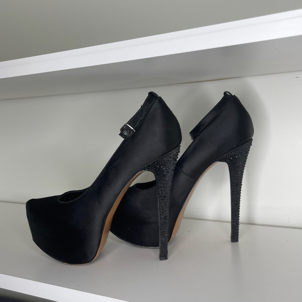 Black Platform Heels Sz 8.5